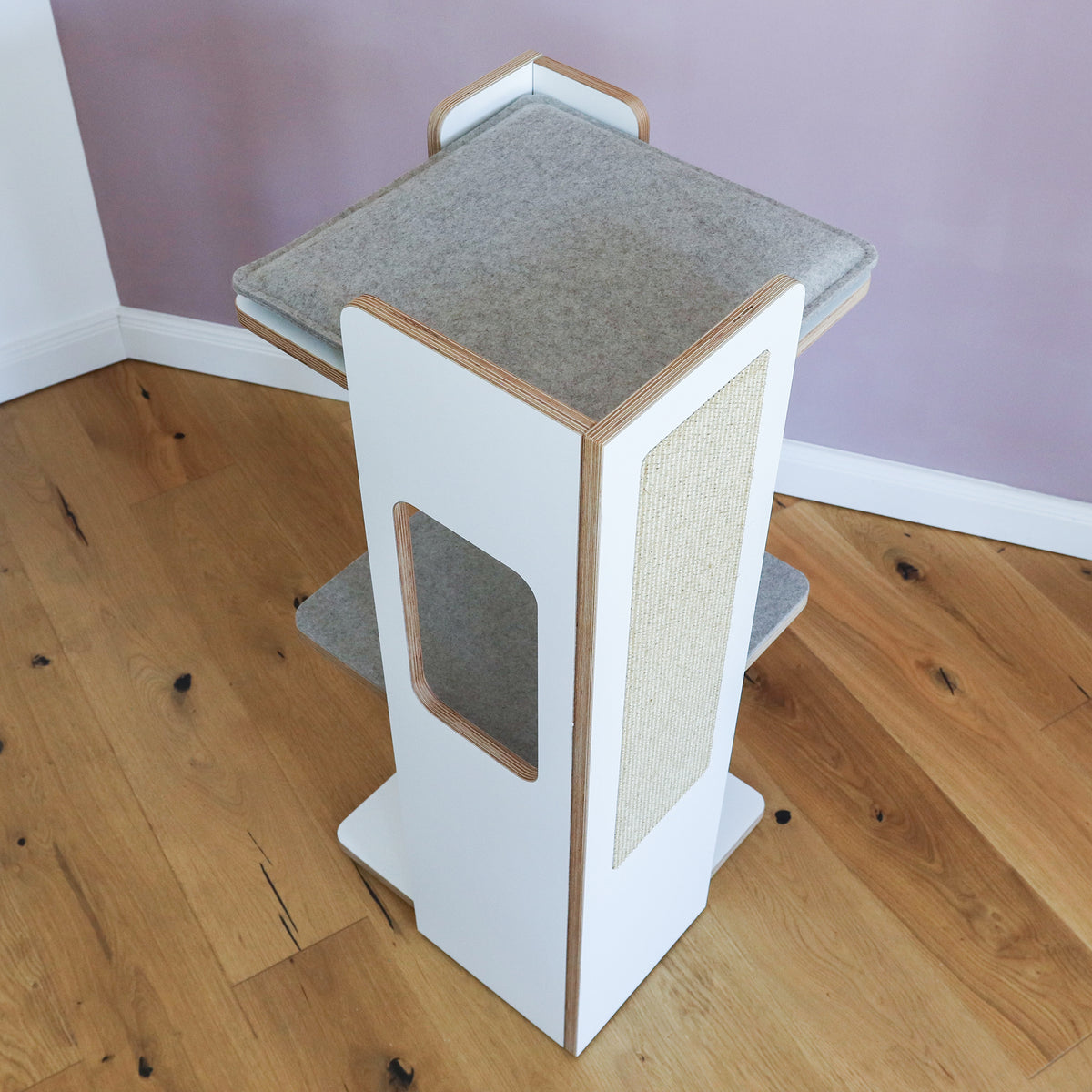 SCRATCH & REST TOWER for cats with scratching surface
