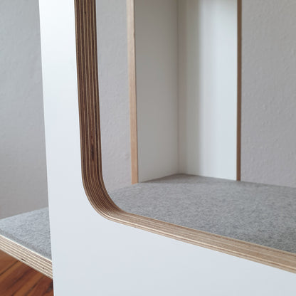 SCRATCH & REST TOWER for cats with scratching surface
