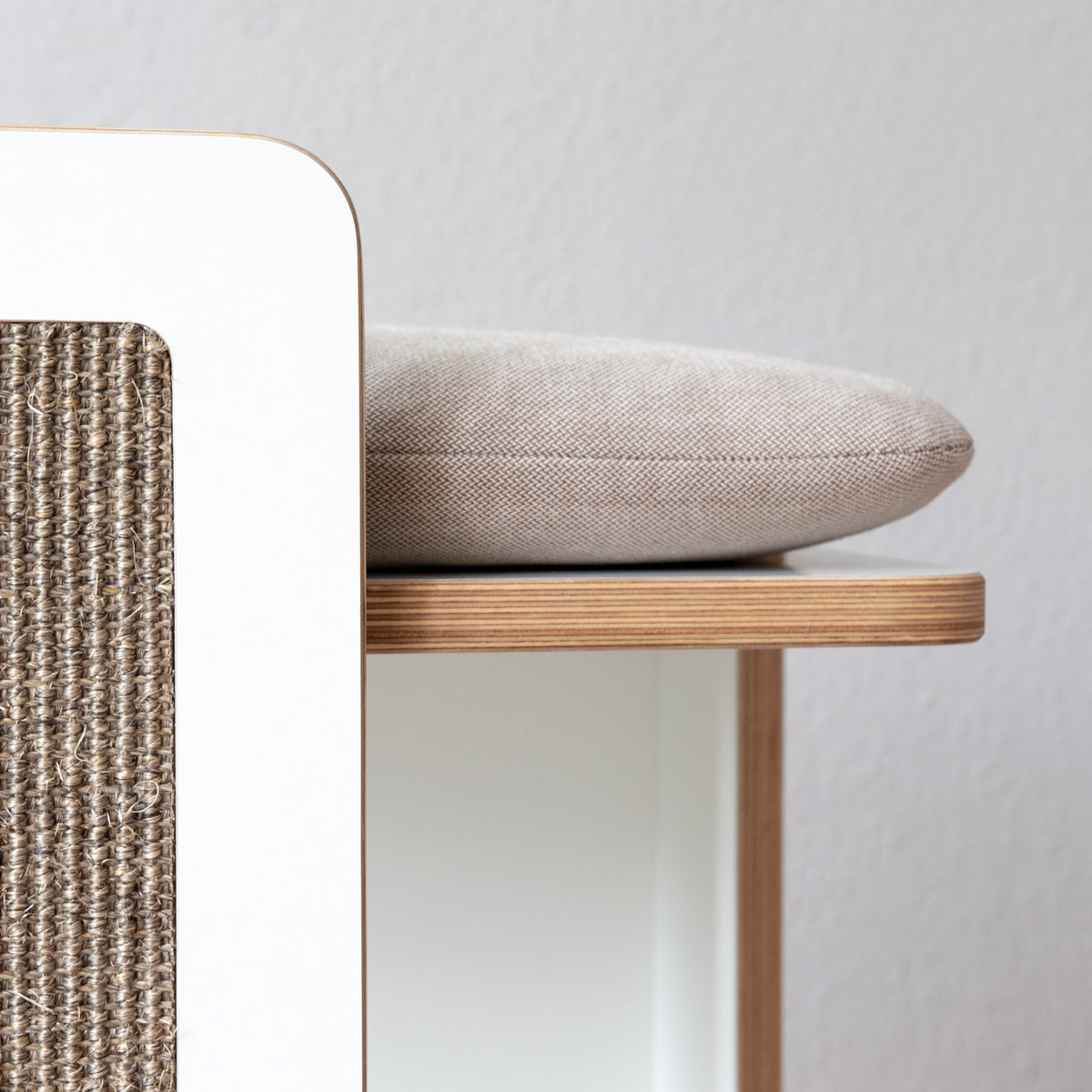 SCRATCHING & LOUNGING TOWER • Cushions
