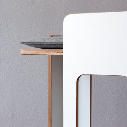 SCRATCH & REST TOWER for cats with scratching surface